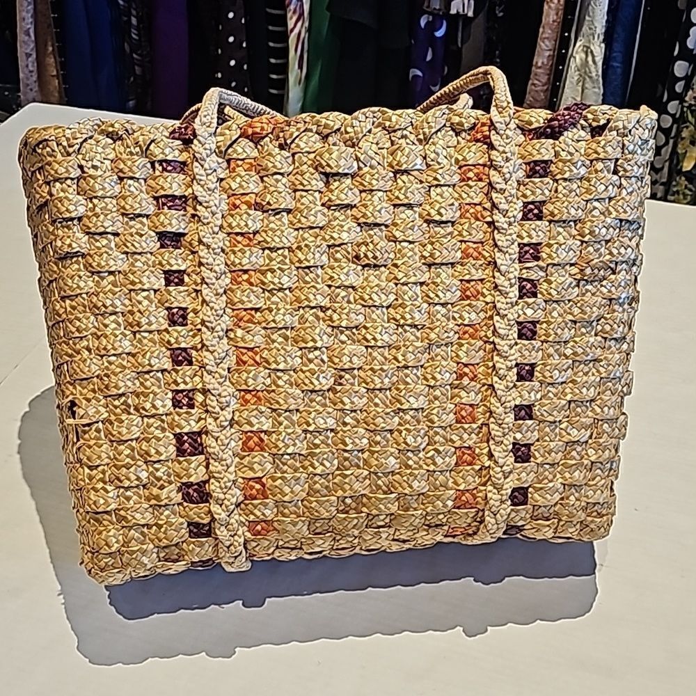 Summer woven beach/pool tote